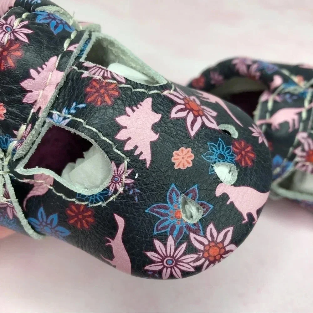 Freshly Picked Mary‎ Jane Dinos & Dahlias size 1 infant Rare Discontinued Style